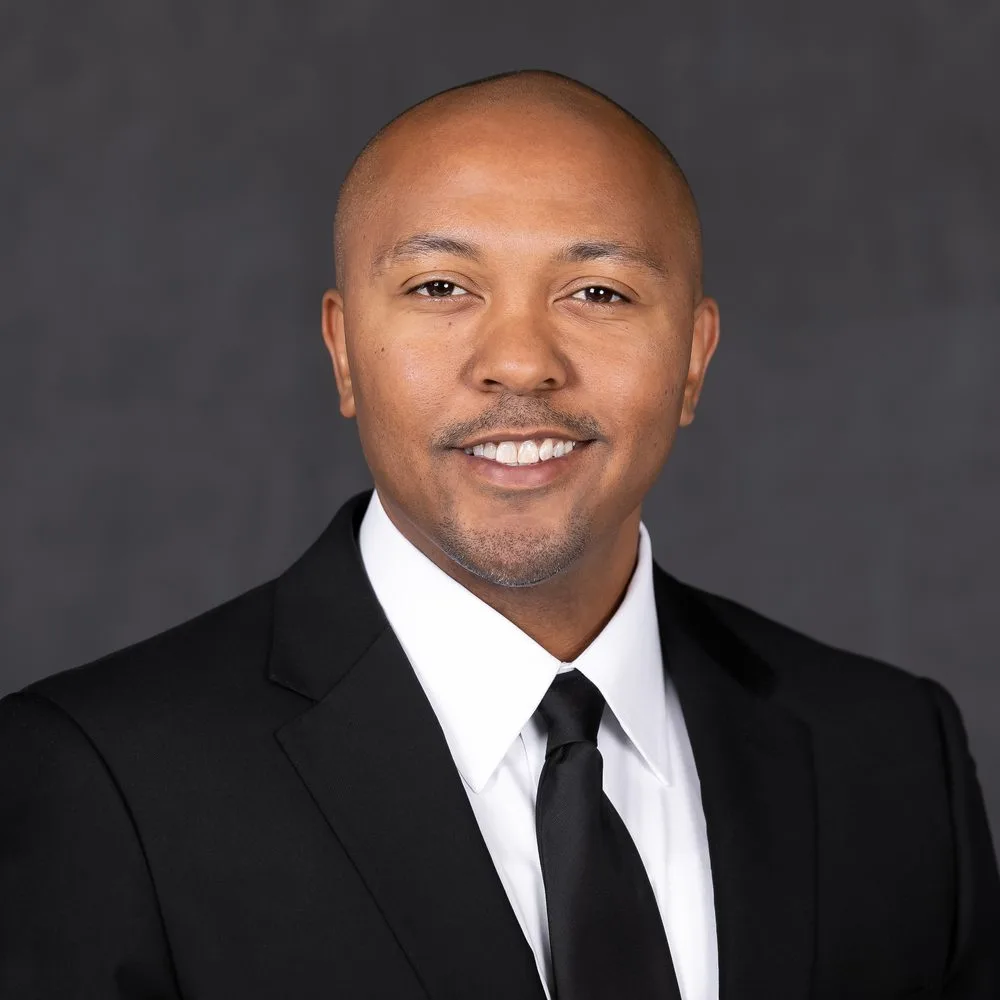 Eric's head shot